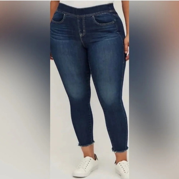 NWT Torrid Lean Jean plus elastic waist stretch raw hem denim size 5R 5X - Picture 1 of 14